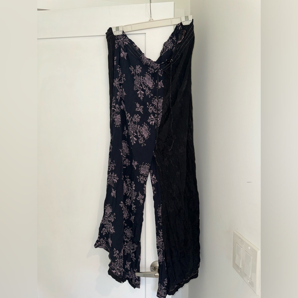 Floral flowy pants